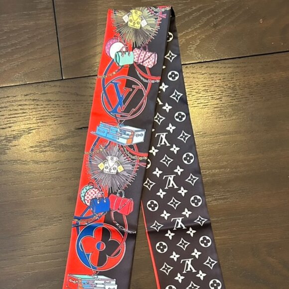 NEW Louis Vuitton Black Red LV Monogram Silk Bandeau HandBag Scarf - Picture 2 of 5